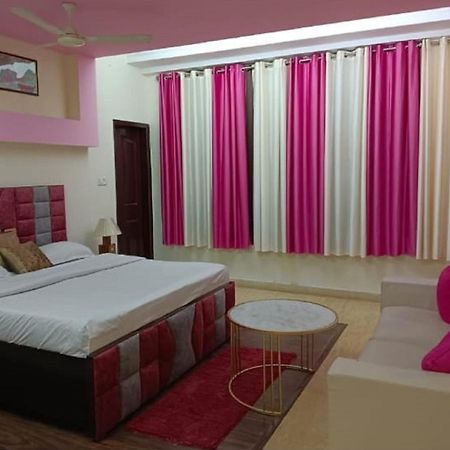 Star Inn Delhi  Extérieur photo