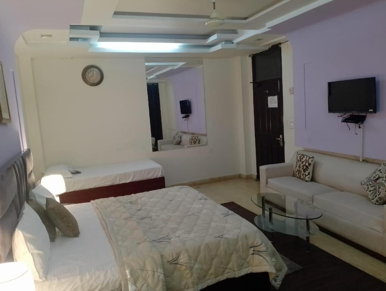 Star Inn Delhi  Extérieur photo