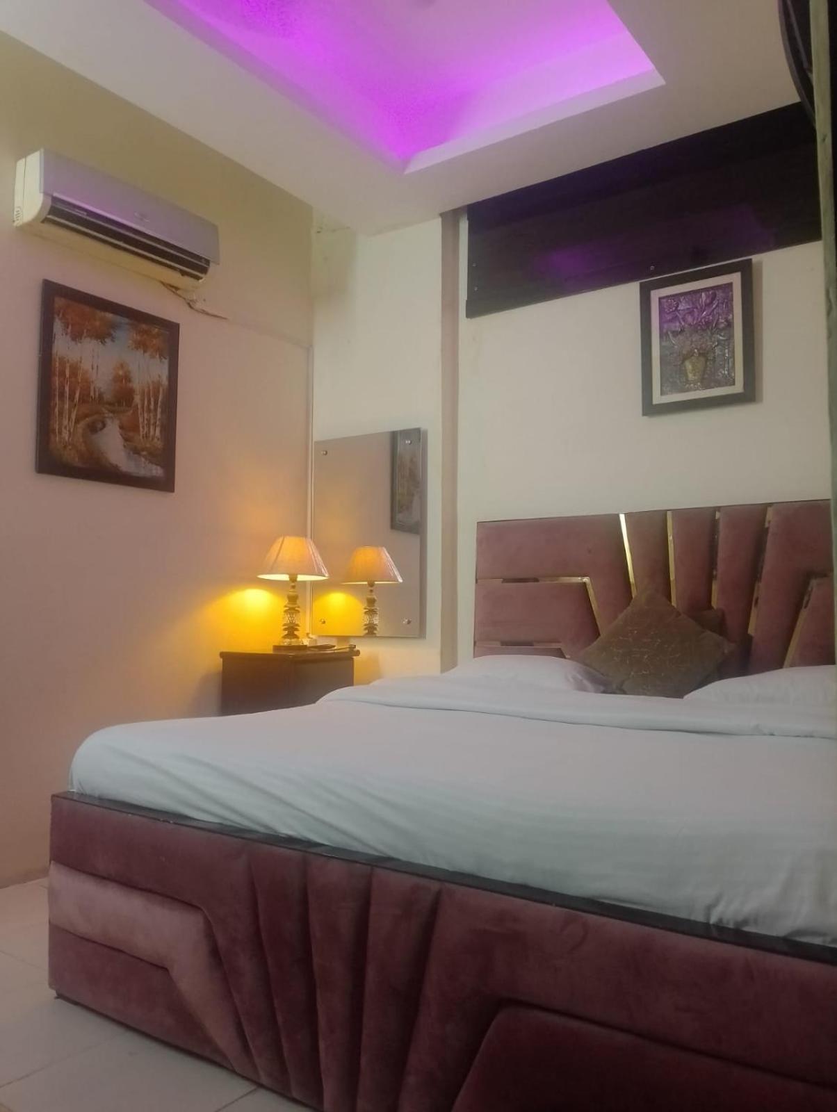 Star Inn Delhi  Extérieur photo