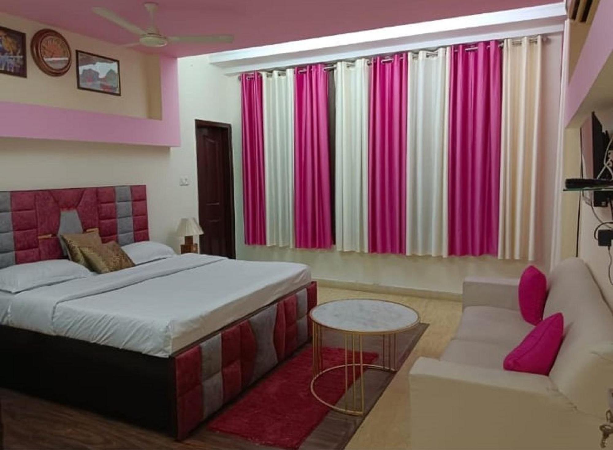 Star Inn Delhi  Extérieur photo