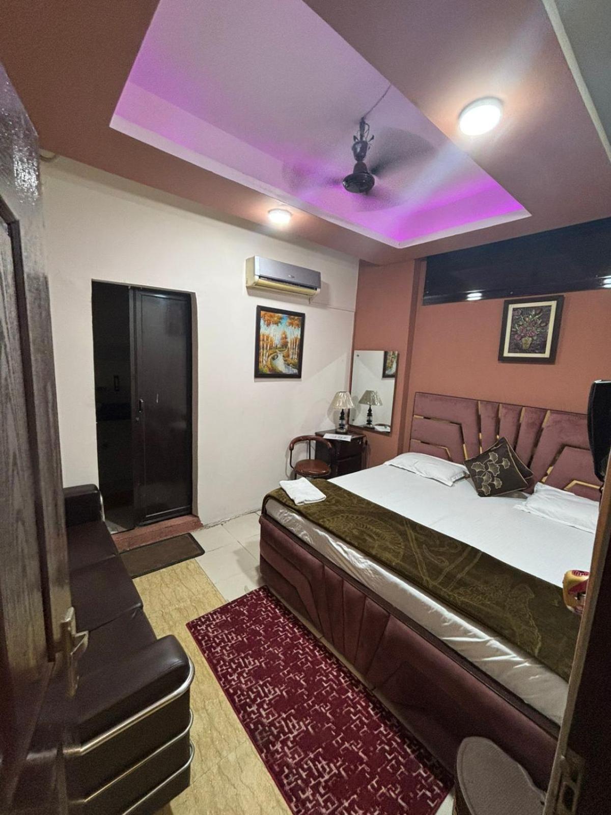 Star Inn Delhi  Extérieur photo